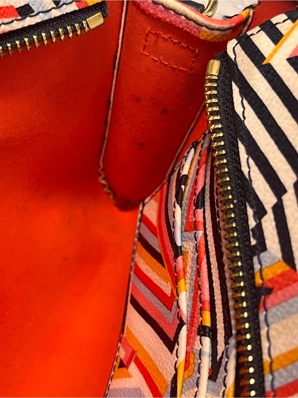 Tory Burch Kerrington Multicolor Geometric Crossbody Bag - Picture 12 of 14